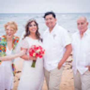 Meet your Posher, Coraly